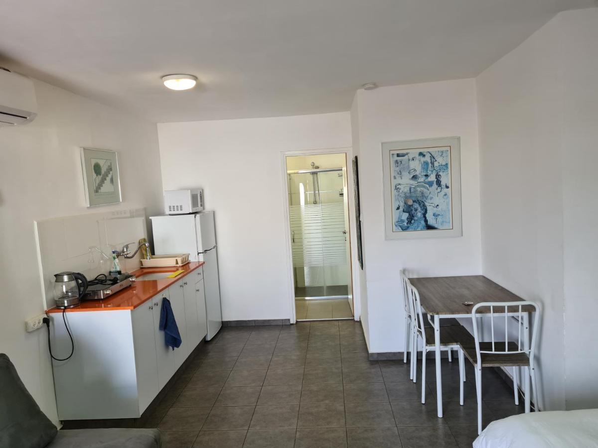 Villa Kibel Apartments Eilat Buitenkant foto