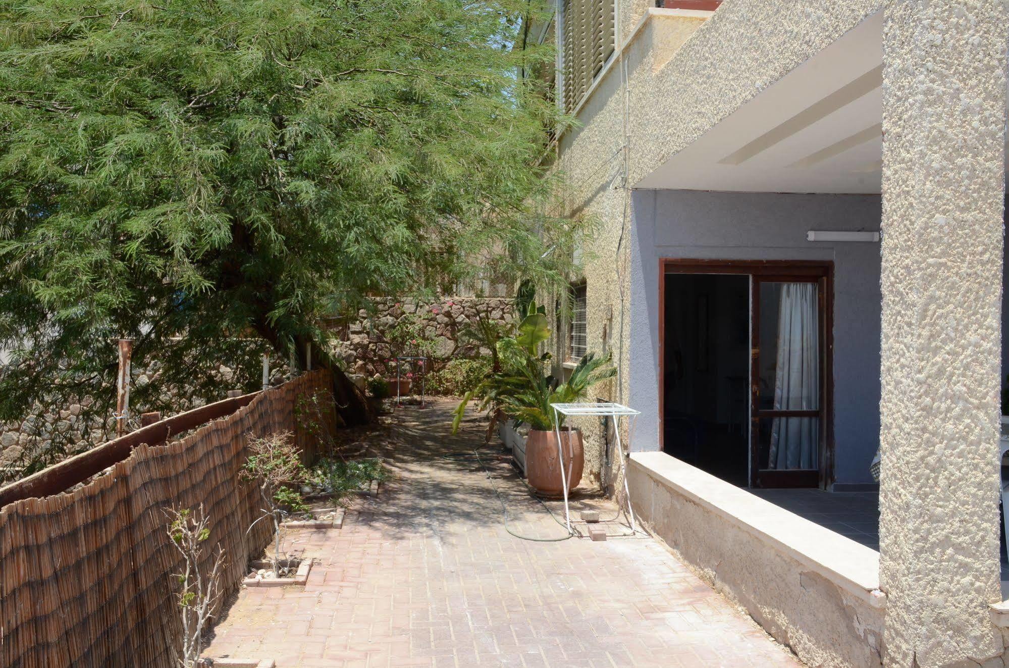 Villa Kibel Apartments Eilat Buitenkant foto