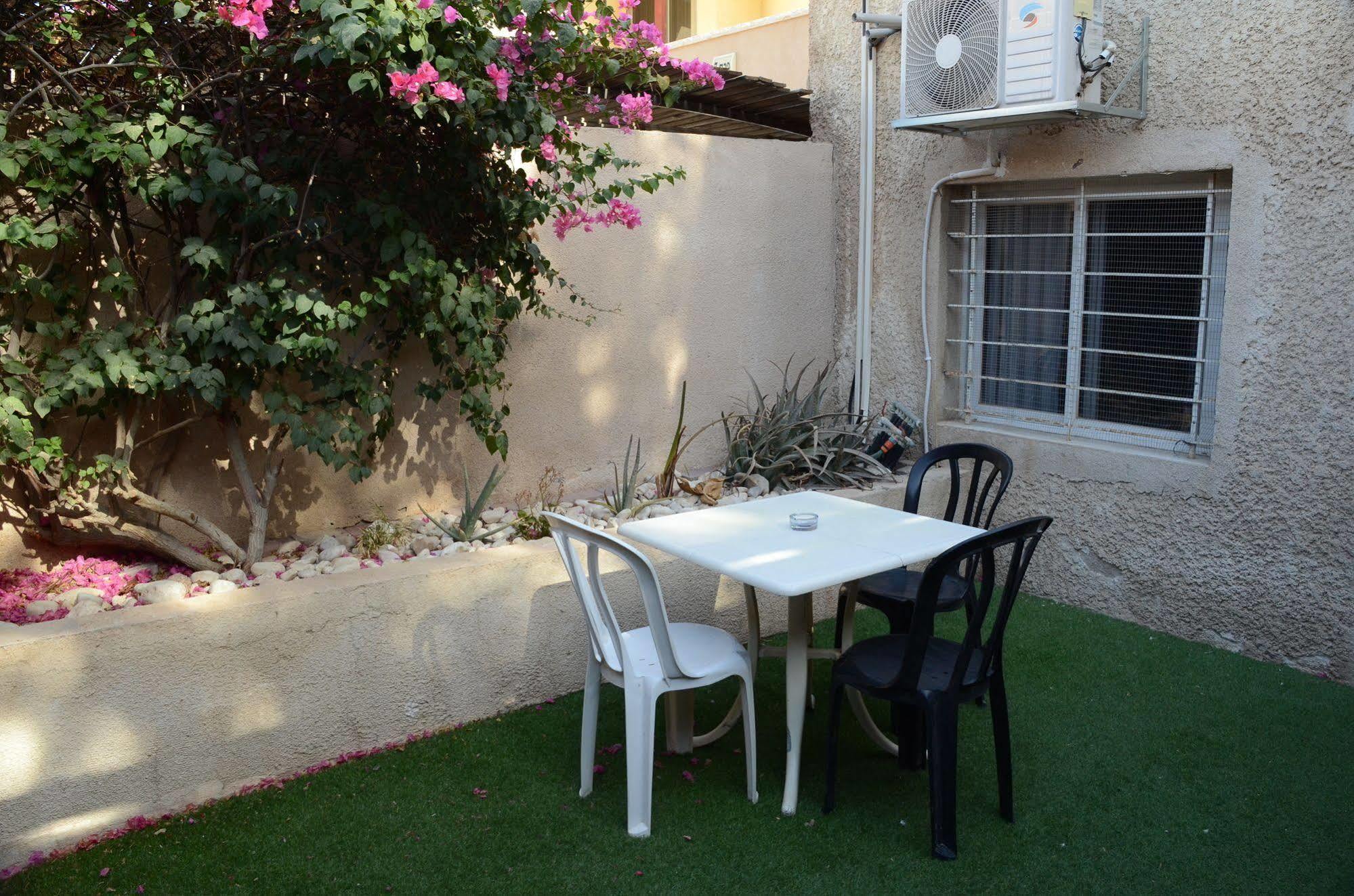Villa Kibel Apartments Eilat Buitenkant foto